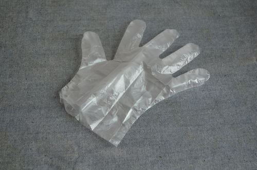 你家有一次性塑料手套吗 这个用途真厉害,解决了很多人的烦恼