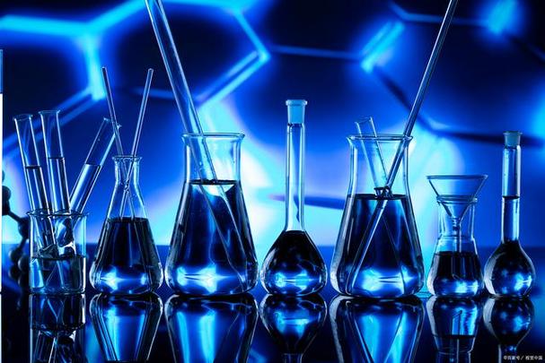 精细化工产品的特点之一是化学结构比较复杂,而原料提供的化学结构太